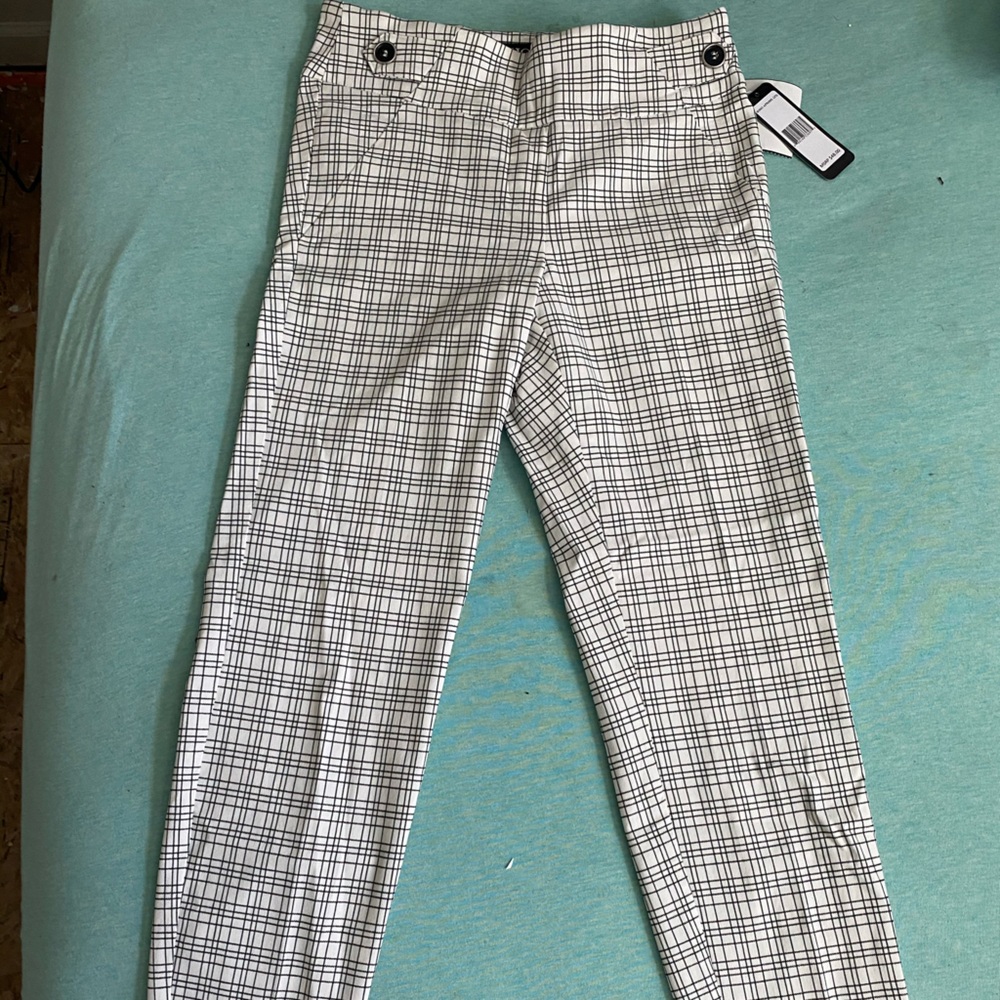Women’s straight leg pants